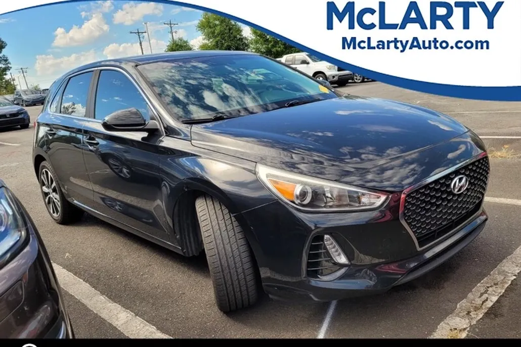 2018 Hyundai Elantra GT Base photo 1