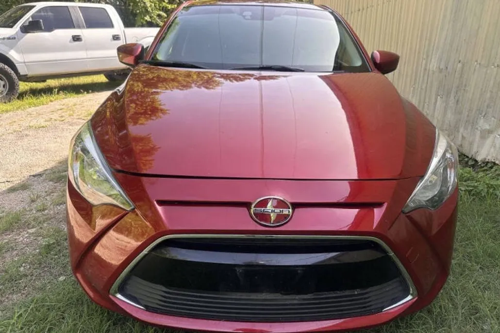 2016 Scion iA photo 1