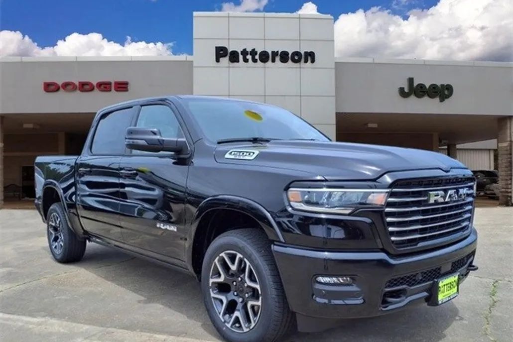 2025 Ram 1500 Laramie photo 1