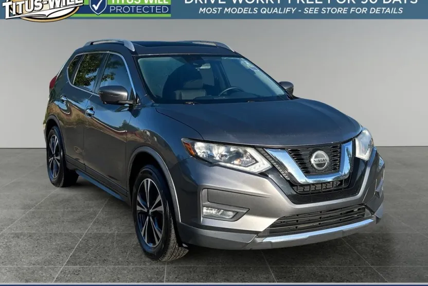 2020 Nissan Rogue SV photo 1