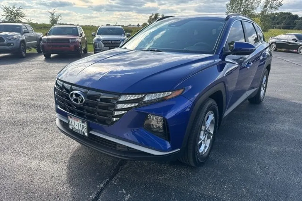 2022 Hyundai Tucson SEL photo 1