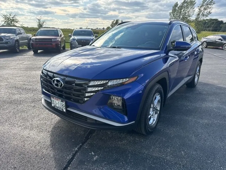 2022 Hyundai Tucson SEL photo 1