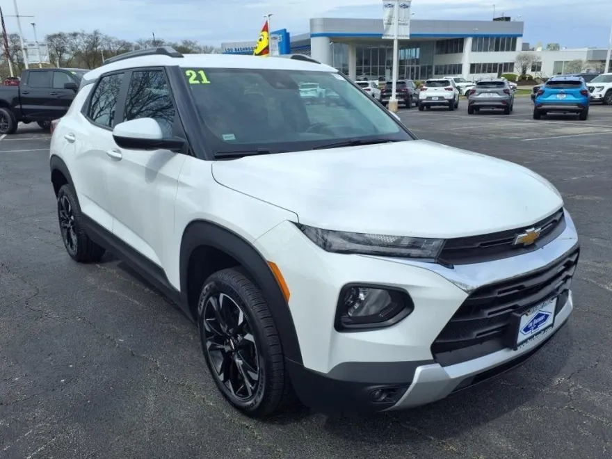 2021 Chevrolet Trailblazer LT photo 1