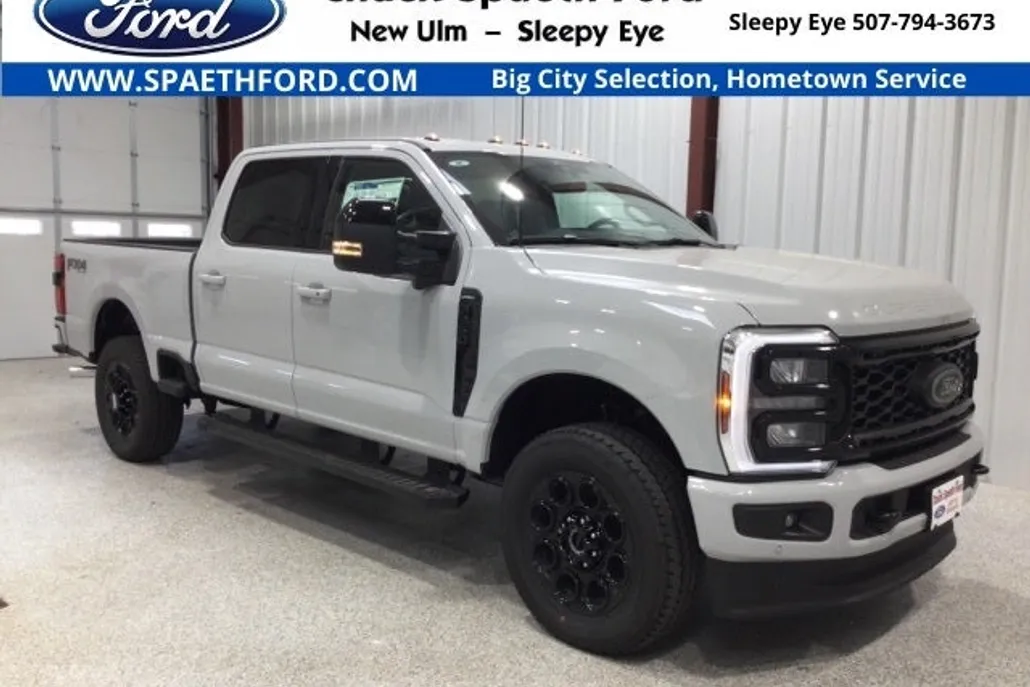 2026 Ford F-350 photo 1