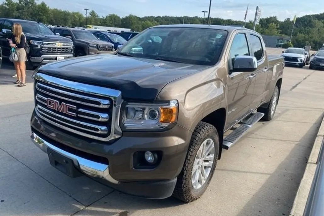 2017 Gmc Canyon SLT photo 1