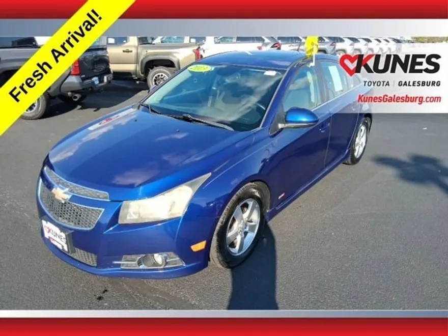 2013 Chevrolet Cruze photo 1
