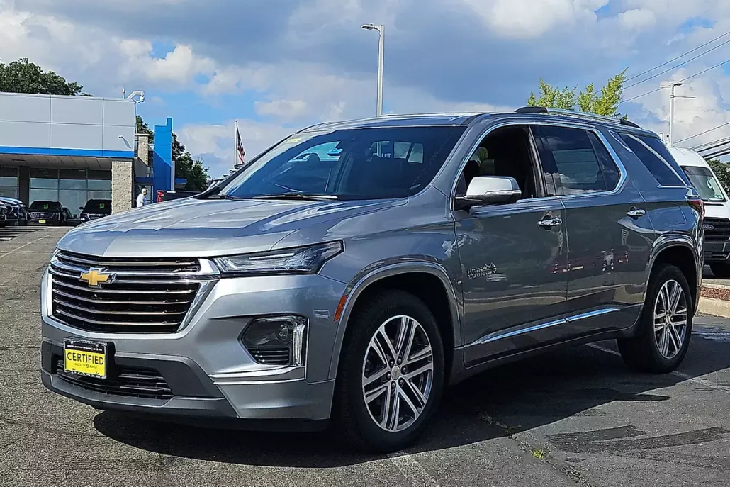2023 Chevrolet Traverse High Country photo 1