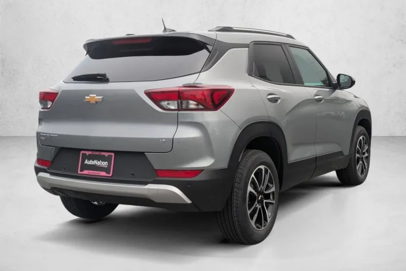 2026 Chevrolet Trailblazer LT photo 1