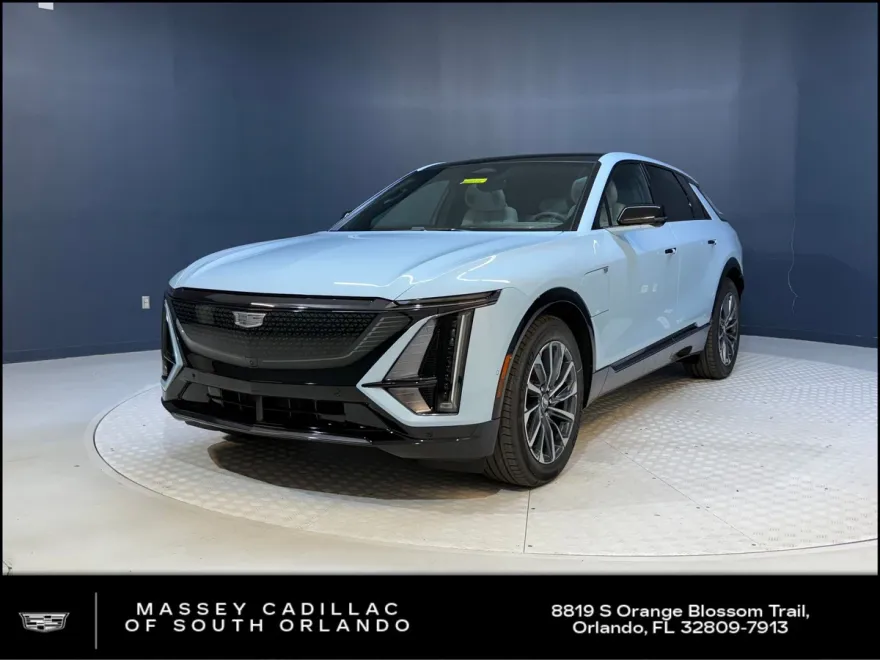 2025 Cadillac Lyriq Sport photo 1