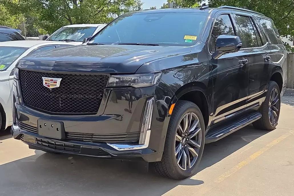 2023 Cadillac Escalade Sport photo 1