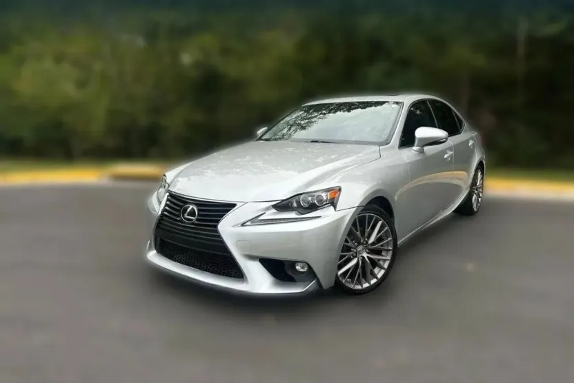 2015 Lexus IS 250 photo 1