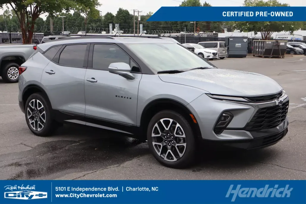 2025 Chevrolet Blazer RS photo 1