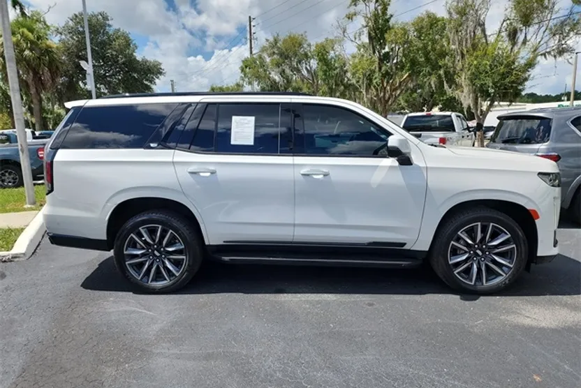 2021 Cadillac Escalade Sport photo 1
