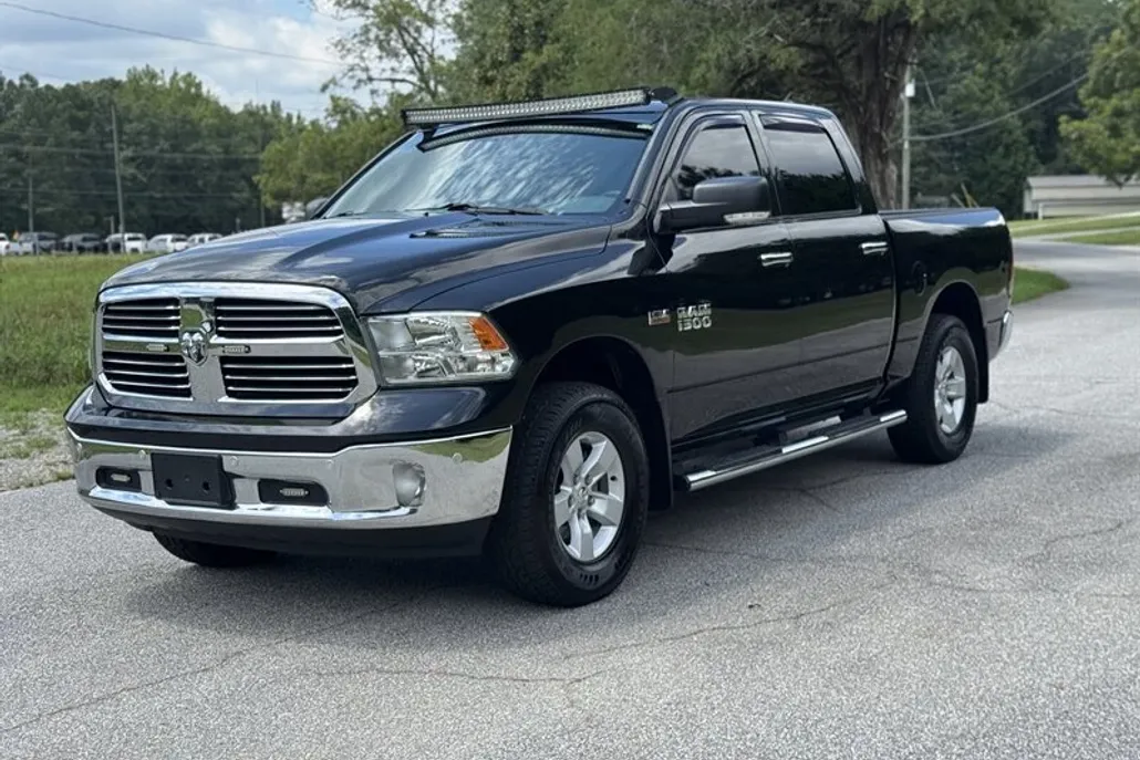 2016 Ram 1500 Big Horn photo 1