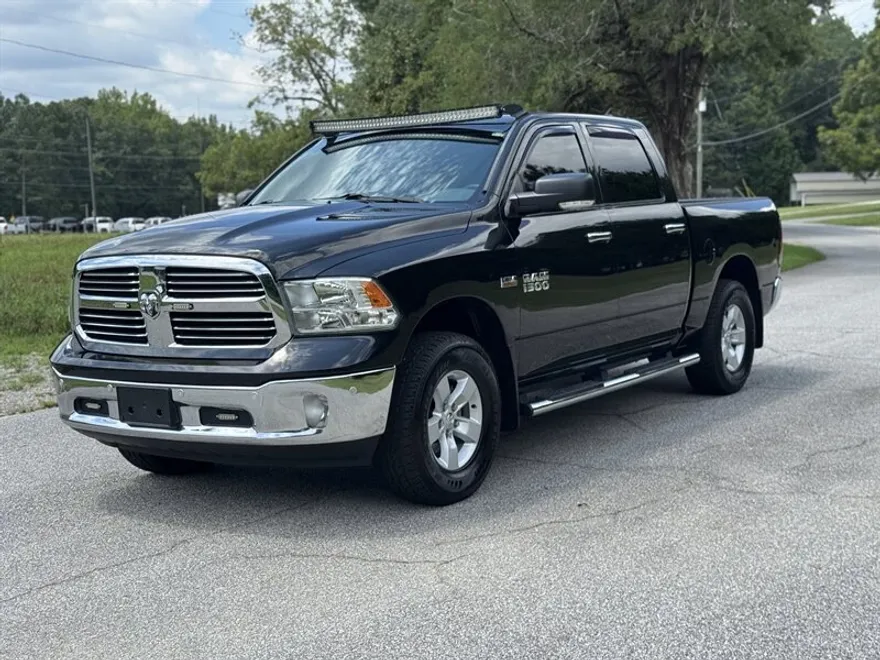 2016 Ram 1500 Big Horn photo 1