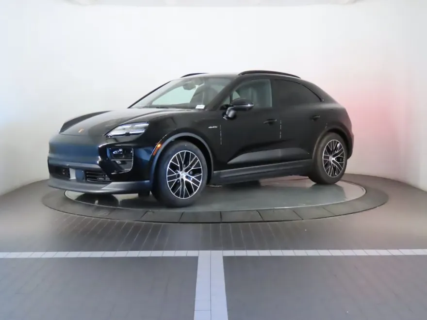 2025 Porsche Macan 4 Electric photo 1