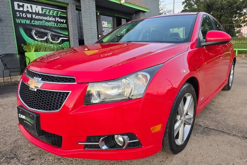 2012 Chevrolet Cruze photo 1