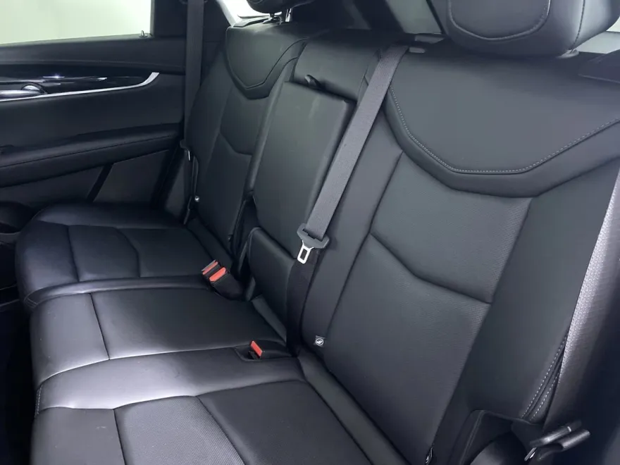 2022 Cadillac XT5 Premium Luxury photo 1