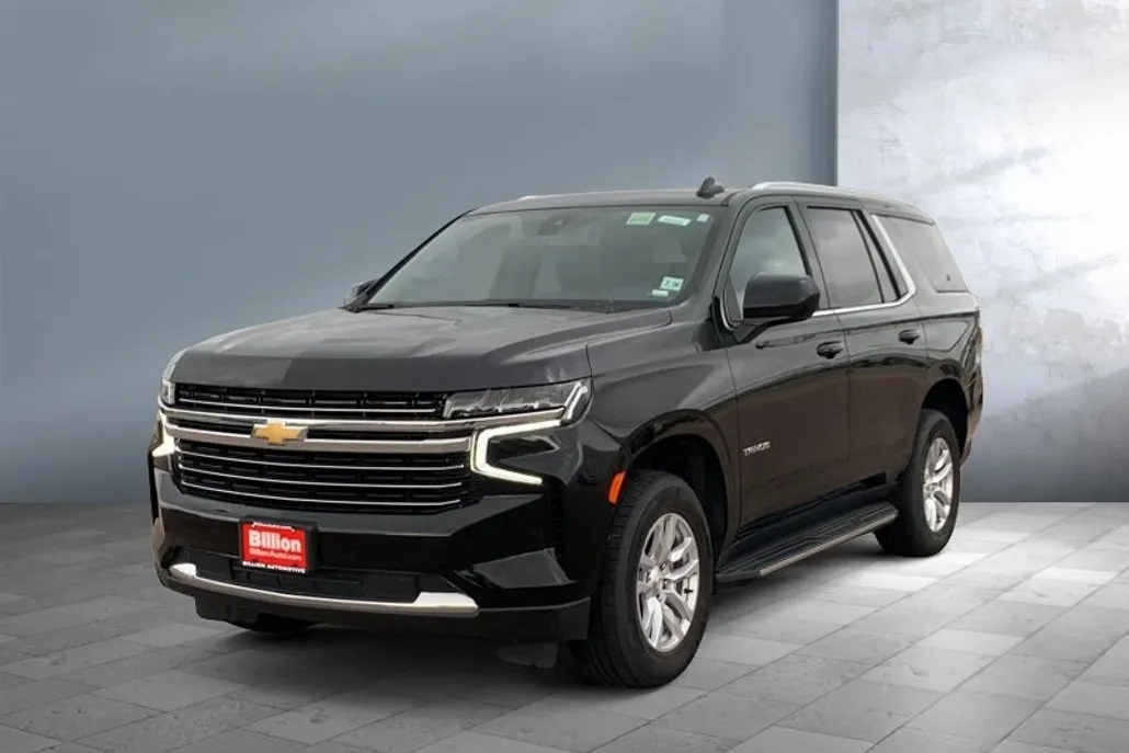 2021 Chevrolet Tahoe LT photo 1