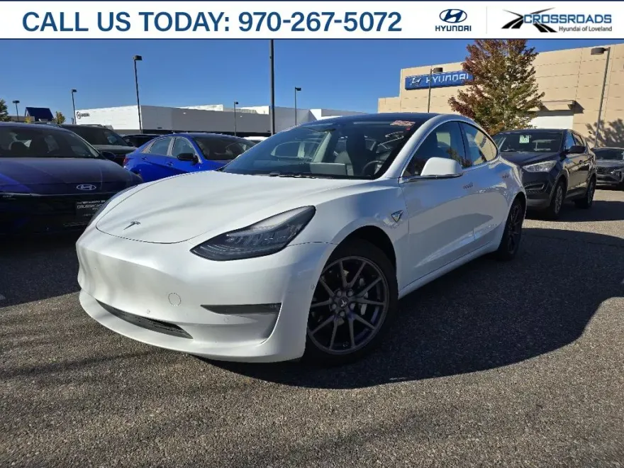 2019 Tesla Model 3 Long Range photo 1