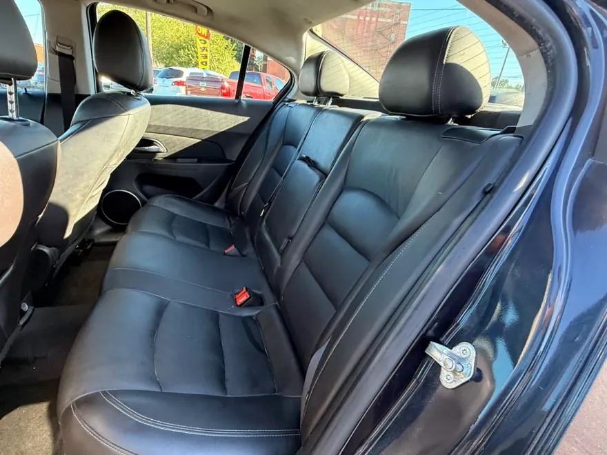 2015 Chevrolet Cruze LTZ photo 1