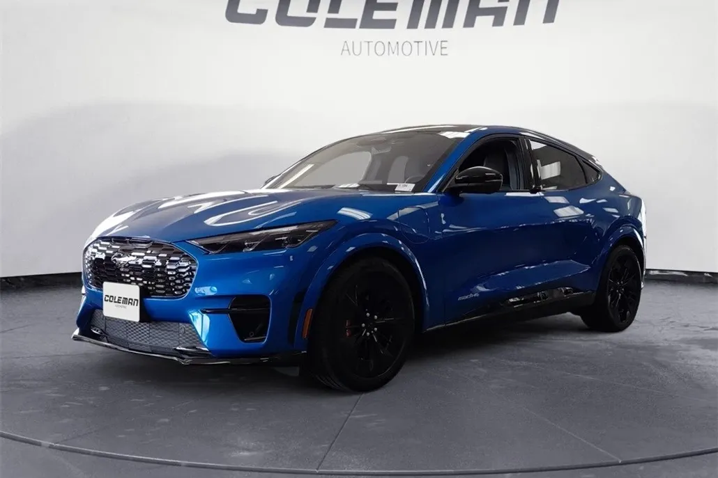 2025 Ford Mustang Mach-E GT photo 1