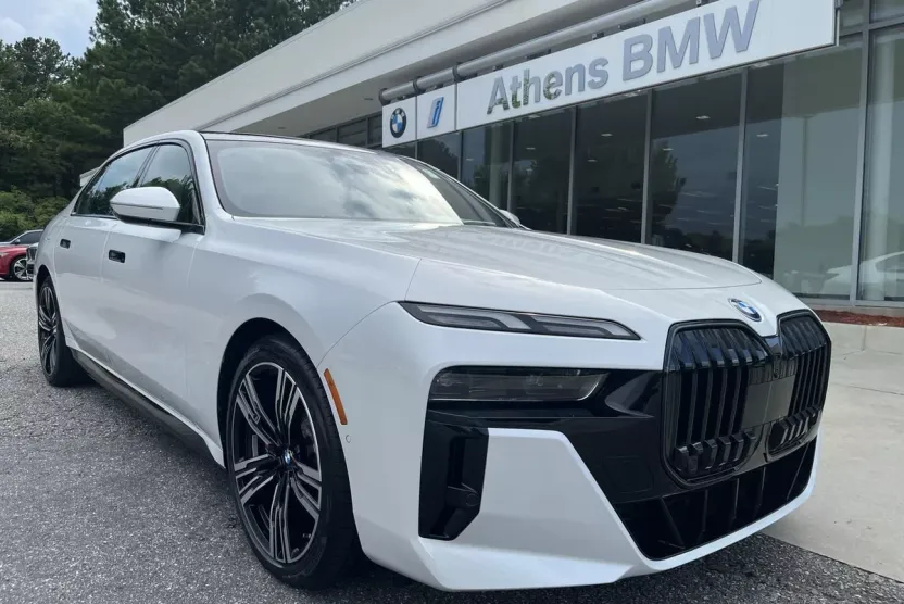 2025 Bmw i7 xDrive60 photo 1