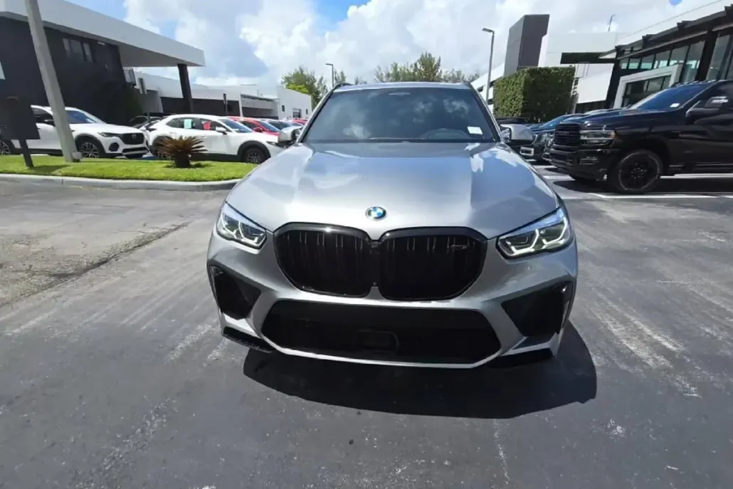 2021 Bmw X5 M photo 1