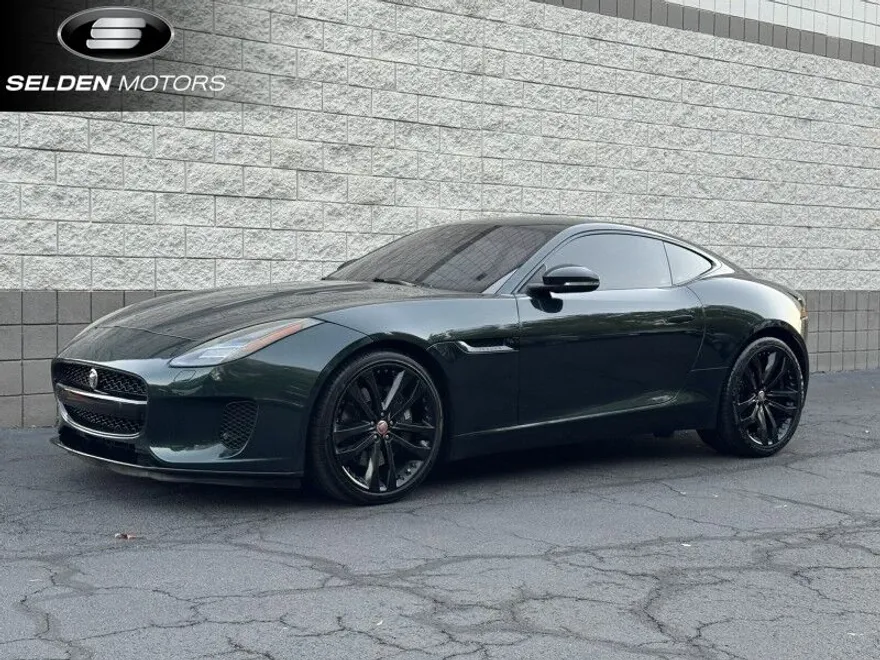2019 Jaguar F-TYPE P300 photo 1