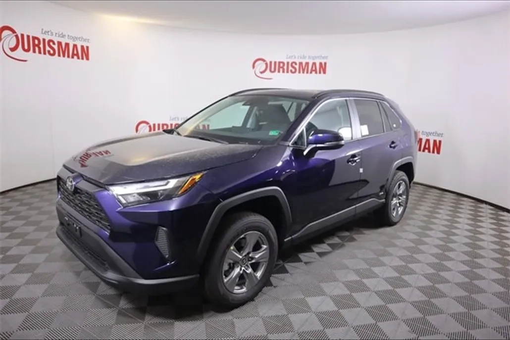 2025 Toyota RAV4 Hybrid XLE photo 1
