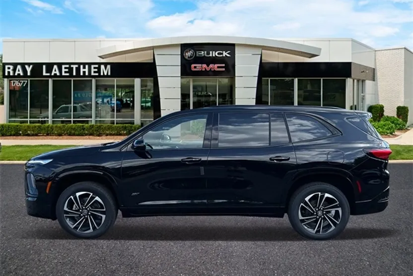 2026 Buick Enclave Sport Touring photo 1