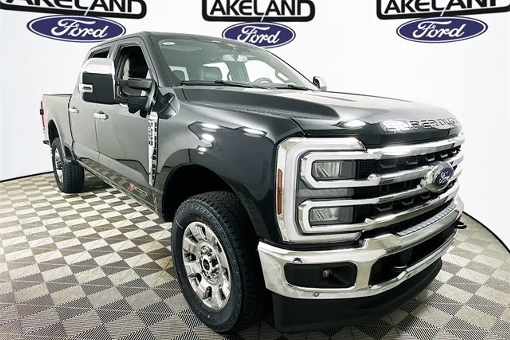 2025 Ford F-250 King Ranch photo 1