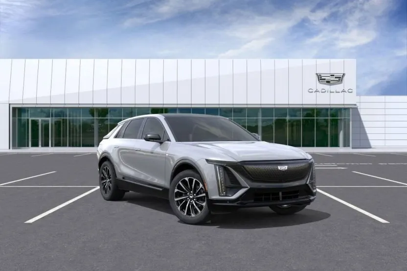 2025 Cadillac Lyriq Sport photo 1