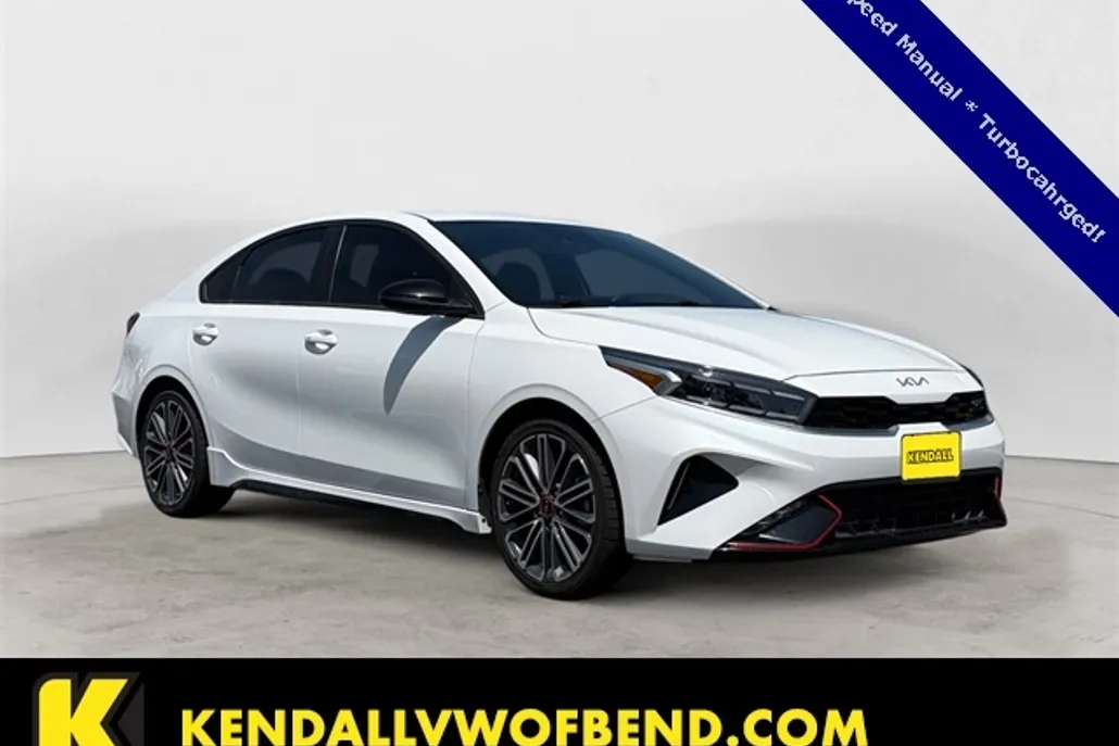 2023 Kia Forte GT photo 1
