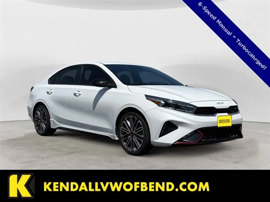 2023 Kia Forte GT photo 1