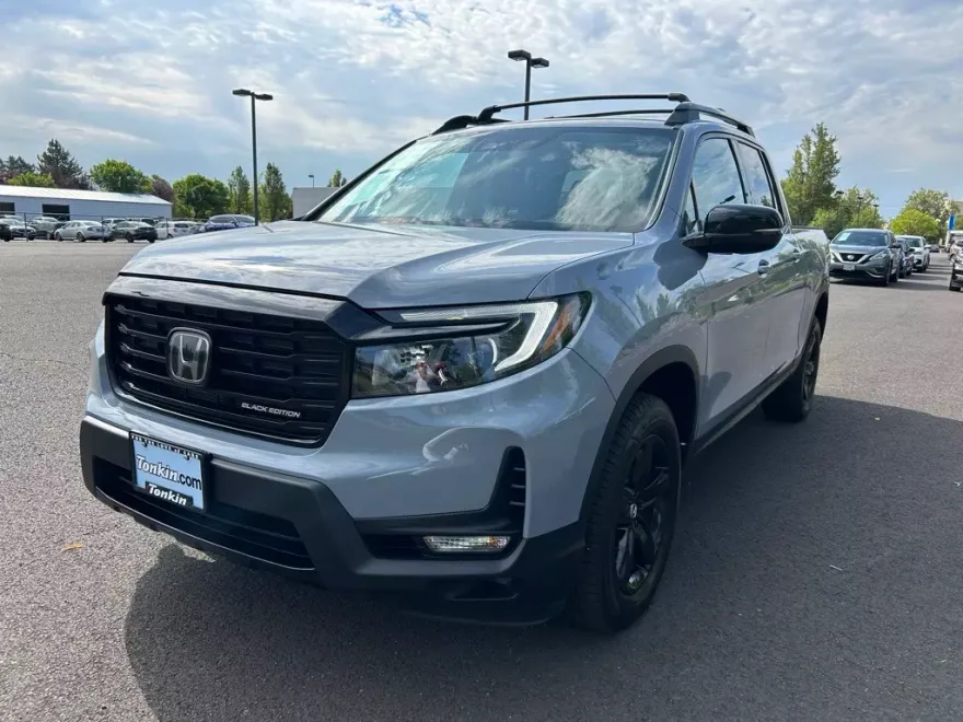2023 Honda Ridgeline Black Edition photo 1