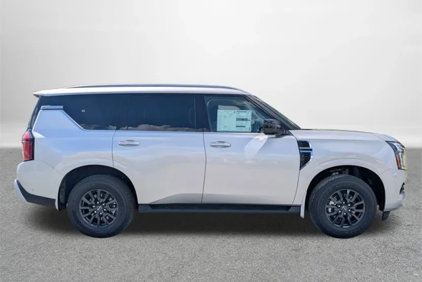 2026 Nissan Armada SV photo 1