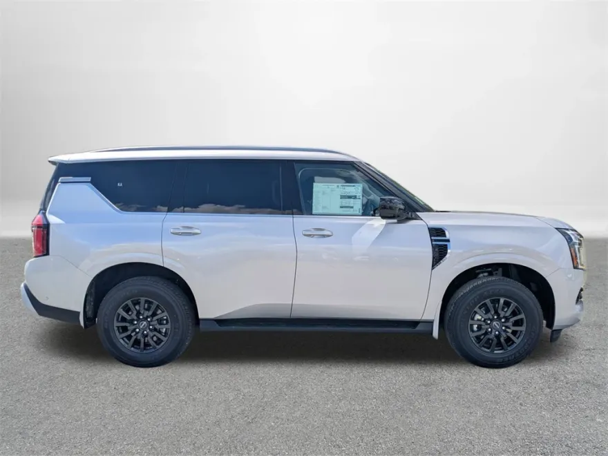 2026 Nissan Armada SV photo 1