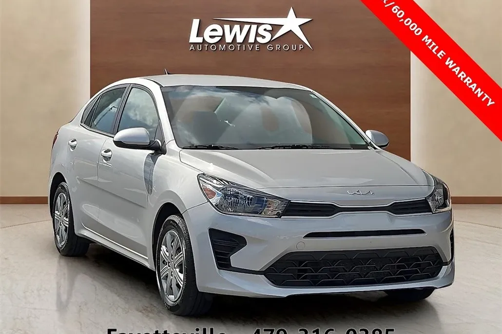 2023 Kia Rio LX photo 1