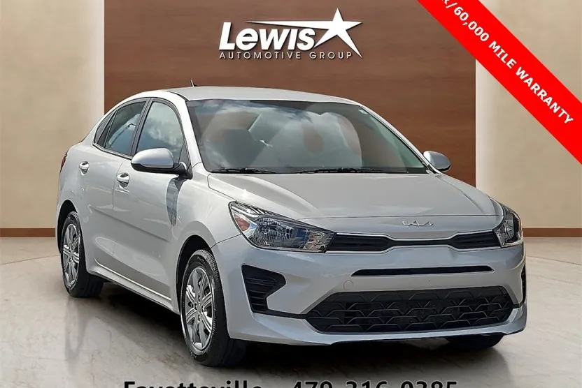 2023 Kia Rio LX photo 1