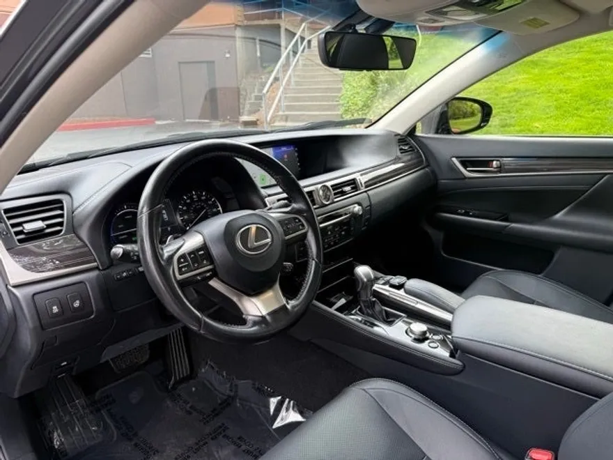 2016 Lexus GS 450h photo 8