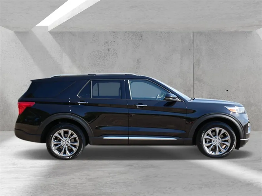 2022 Ford Explorer Limited photo 1