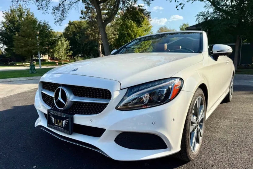 2017 Mercedes Benz C 300 4MATIC photo 1