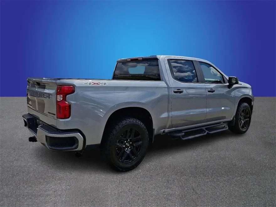 2024 Chevrolet Silverado 1500 Custom photo 1