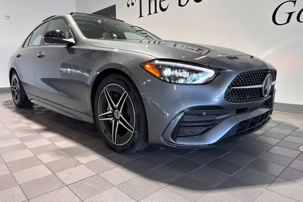 2024 Mercedes Benz C 300 4MATIC AMG photo 1