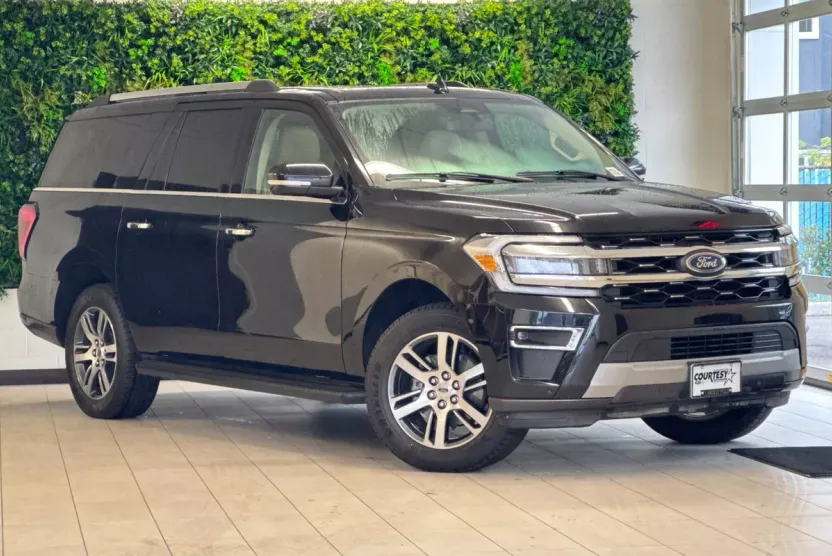 2024 Ford Expedition MAX Limited photo 1