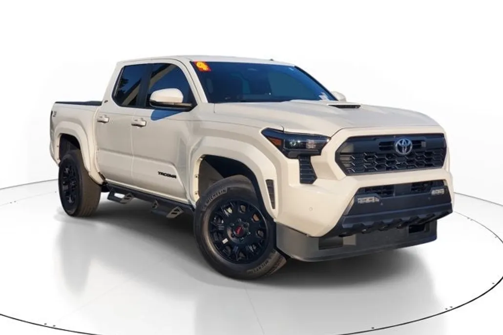2024 Toyota Tacoma TRD Sport photo 1