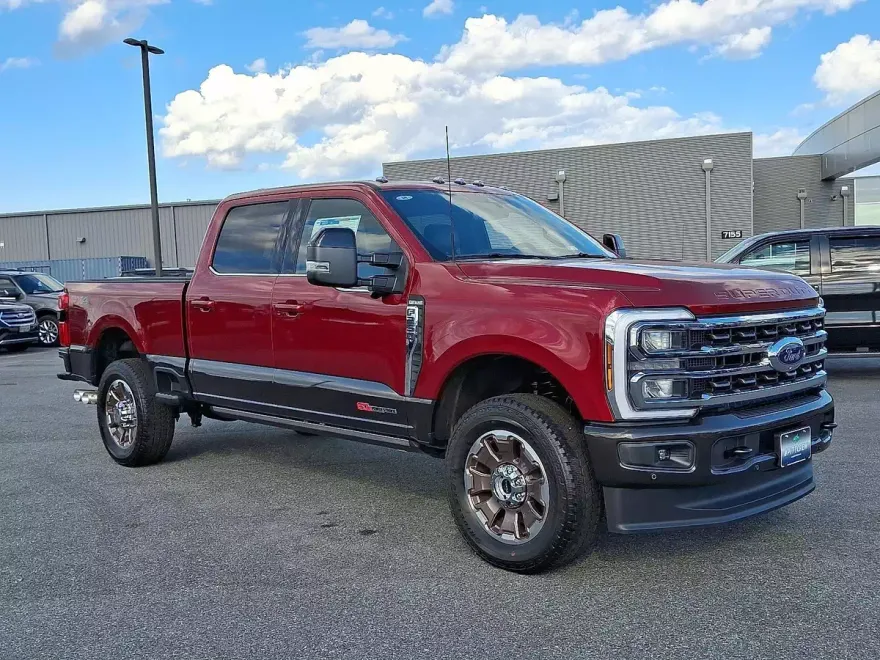 2025 Ford F-250 King Ranch photo 1