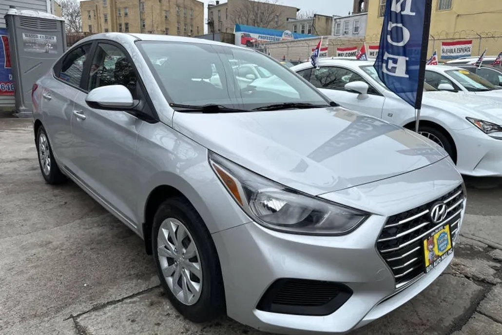 2020 Hyundai Accent SEL photo 1