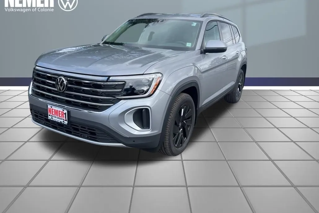 2026 Volkswagen Atlas SE Technology photo 1